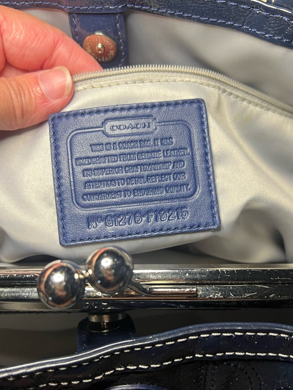 Coach - Signature stitched patent leather kiss lock shoulder bag, Navy Blue - Picture 6 of 6